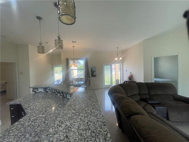 2660 72nd AVE NE, Naples, FL 34120