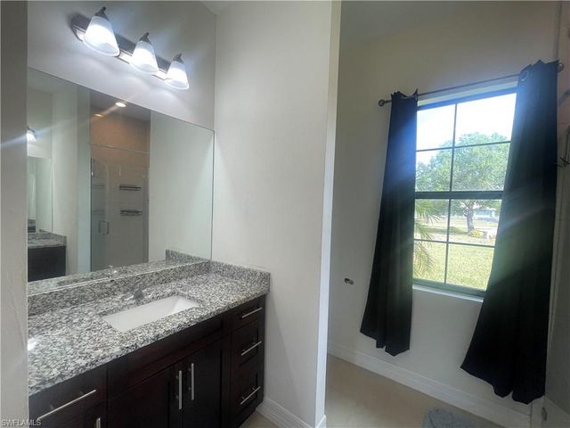 2660 72nd AVE NE, Naples, FL 34120