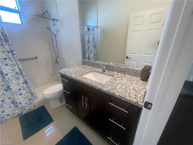 2660 72nd AVE NE, Naples, FL 34120