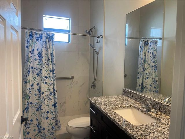 2660 72nd AVE NE, Naples, FL 34120