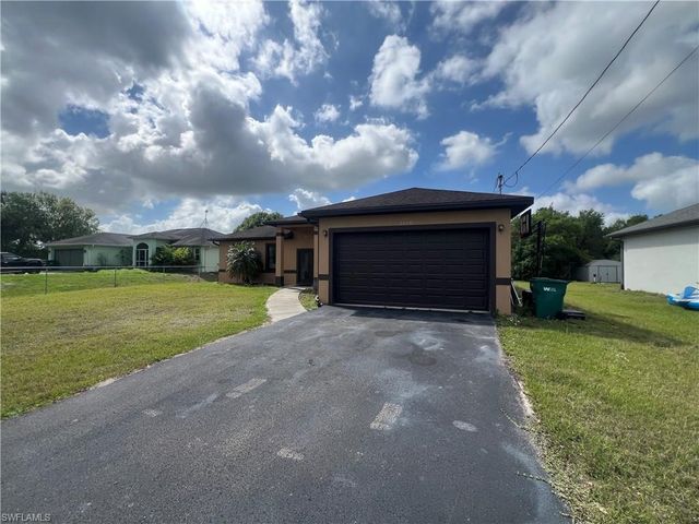 2660 72nd AVE NE, Naples, FL 34120