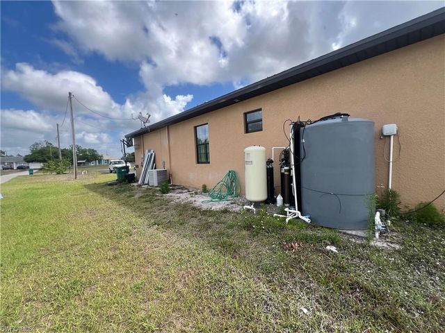 2660 72nd AVE NE, Naples, FL 34120