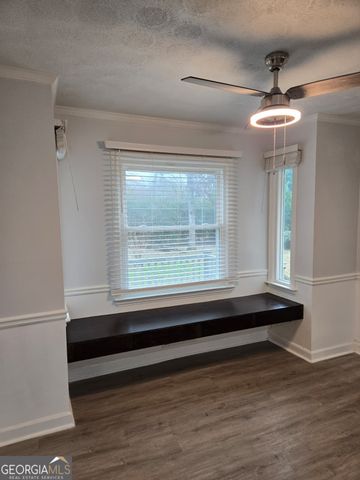 230 Dix Lee On Drive, Fayetteville, GA 30214