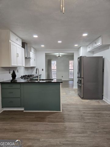 230 Dix Lee On Drive, Fayetteville, GA 30214