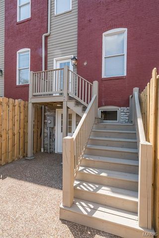 2016 S 12th Street, St Louis, MO 63104