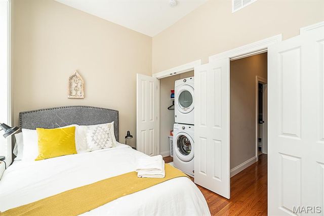 2016 S 12th Street, St Louis, MO 63104