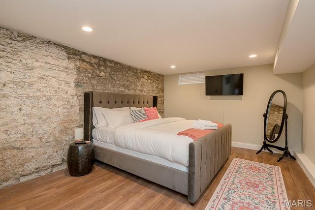 2016 S 12th Street, St Louis, MO 63104