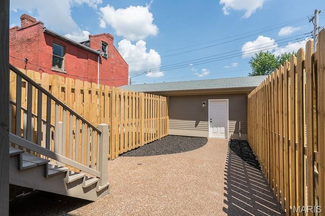 2016 S 12th Street, St Louis, MO 63104