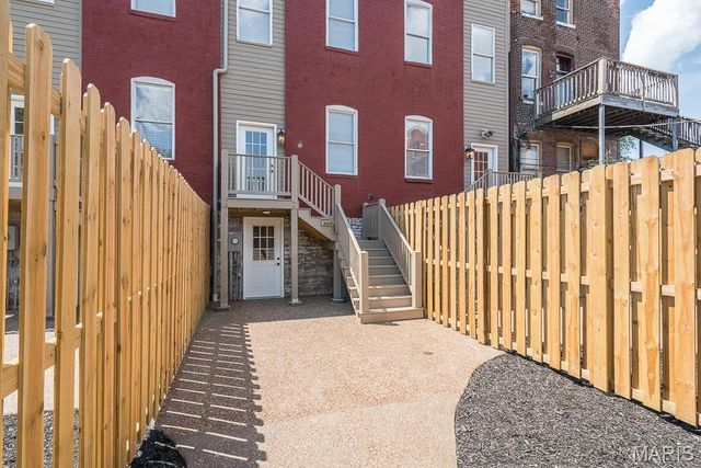 2016 S 12th Street, St Louis, MO 63104