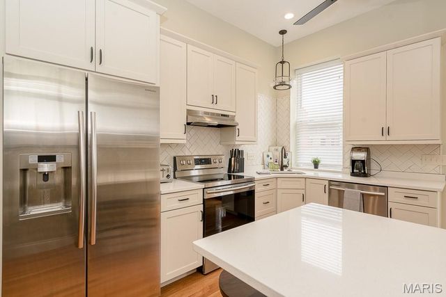 2016 S 12th Street, St Louis, MO 63104