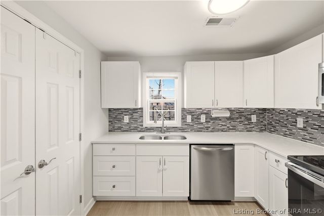 620 E 9th St, New Albany, IN 47150