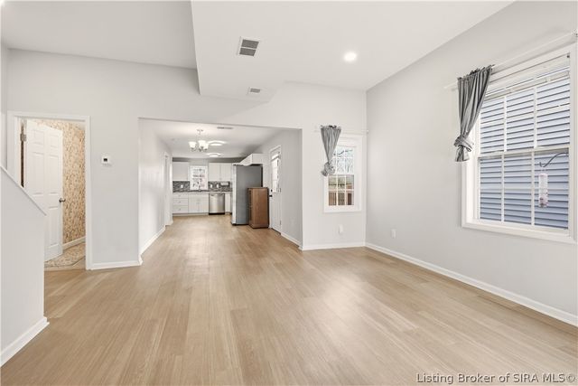 620 E 9th St, New Albany, IN 47150