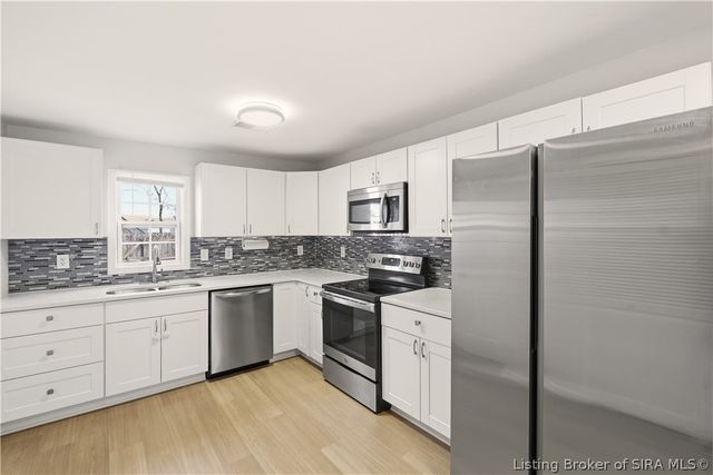 620 E 9th St, New Albany, IN 47150