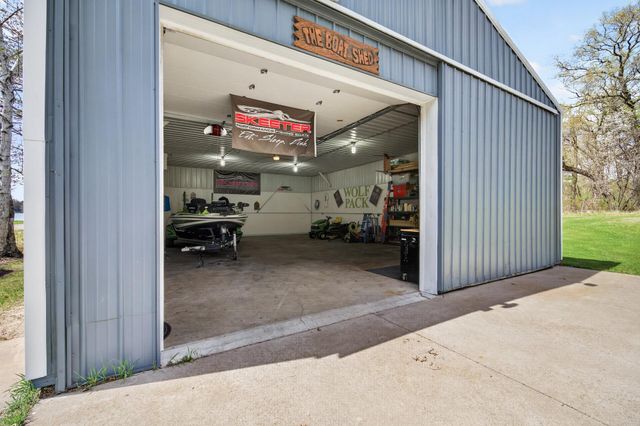 2822 286th Lane NW, Isanti, MN 55040