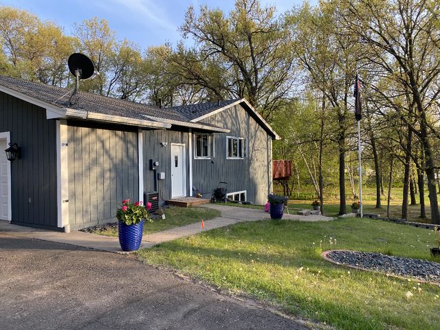 2822 286th Lane NW, Isanti, MN 55040