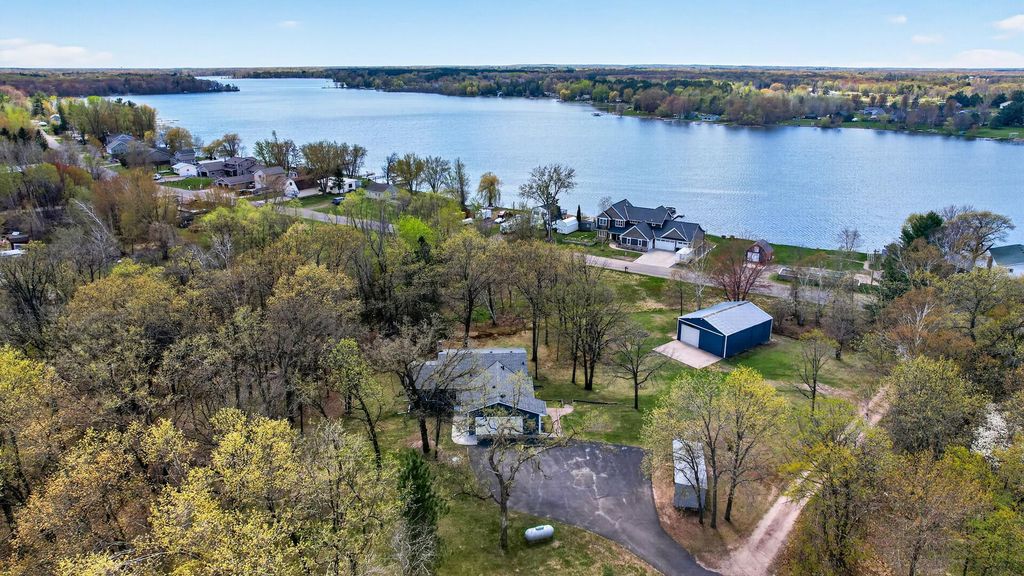 2822 286th Lane NW, Isanti, MN 55040