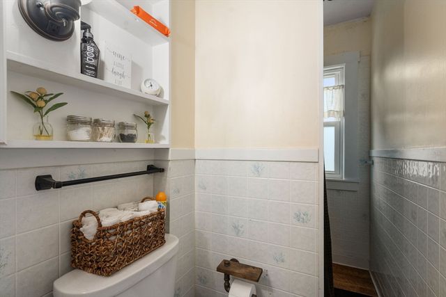 2271 Main St, Warren, MA 01092