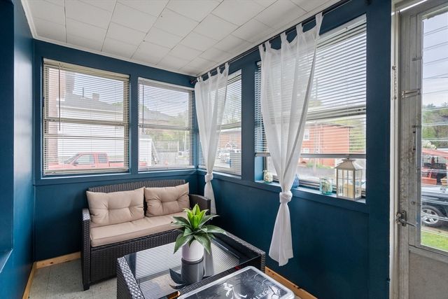 2271 Main St, Warren, MA 01092