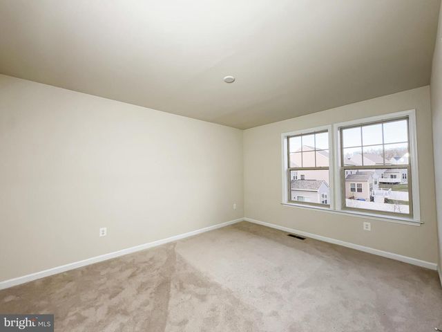 10202 GALAXY VIEW LN, Lanham, MD 20706