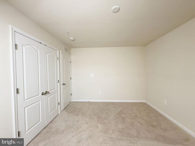 10202 GALAXY VIEW LN, Lanham, MD 20706