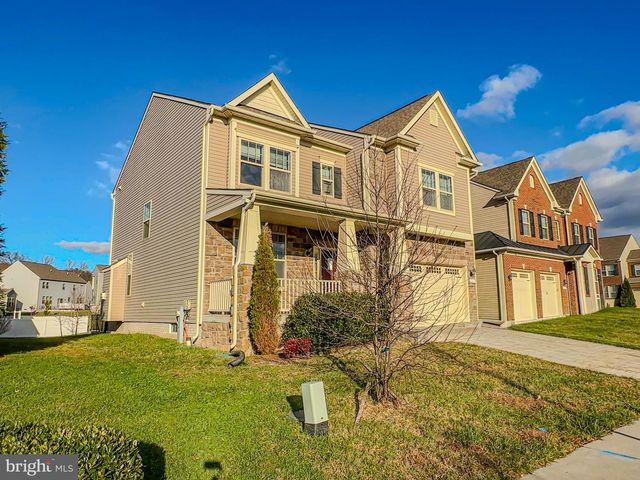 10202 GALAXY VIEW LN, Lanham, MD 20706