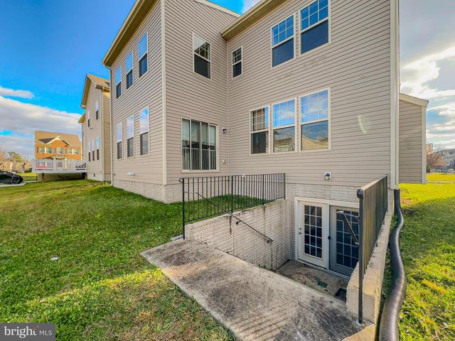 10202 GALAXY VIEW LN, Lanham, MD 20706