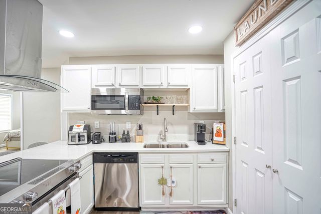 1827 Dunlap Avenue, East Point, GA 30344