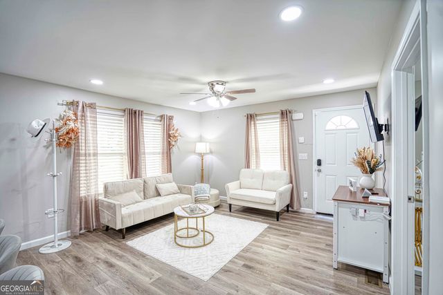 1827 Dunlap Avenue, East Point, GA 30344