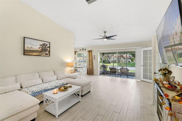 3904 36TH AVENUE DRIVE W 37, Bradenton, FL 34205
