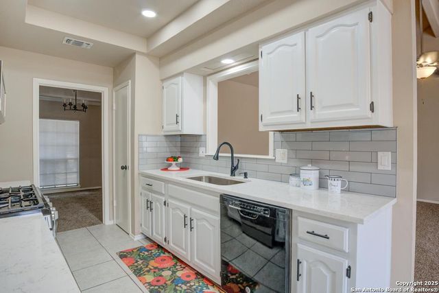 7830 Lark Ridge, San Antonio, TX 78250