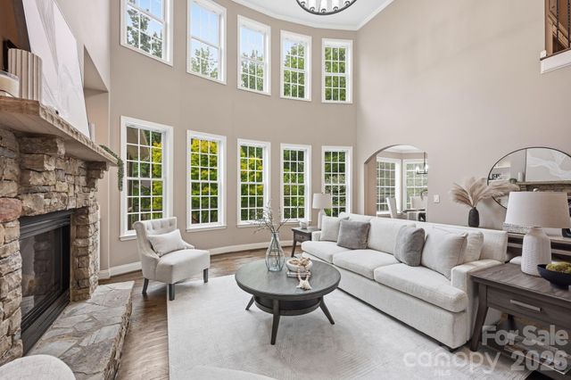 4016 Camrose Crossing Lane, Matthews, NC 28104