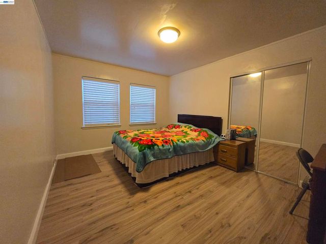 2917 2917 Telegraph Ave, Berkeley, CA 94705