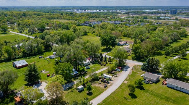 5623 Arbor Lake Drive, Pleasant Hill, IA 50327