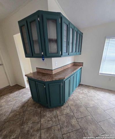 101 laqunillas, Charlotte, TX 78011