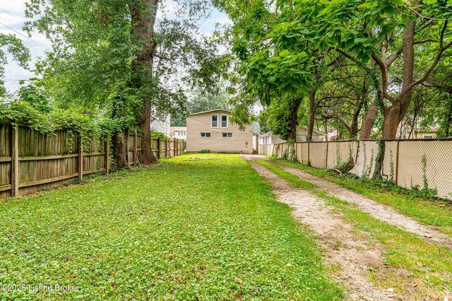 3502 Grand Ave, Louisville, KY 40211