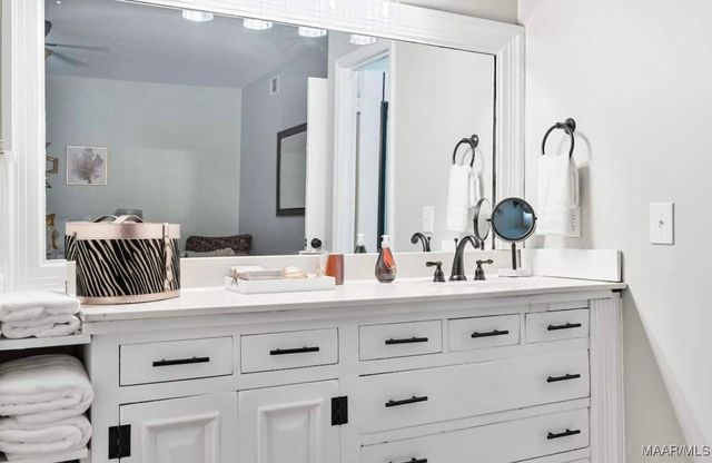 2988 OLD FARM Road, Montgomery, AL 36111