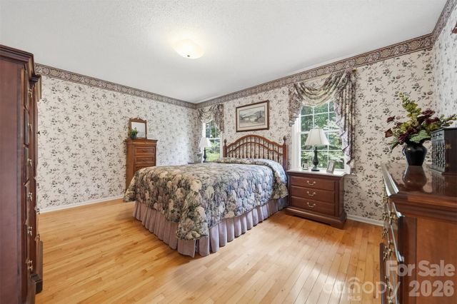 1599 Oakmont Drive, Lenoir, NC 28645