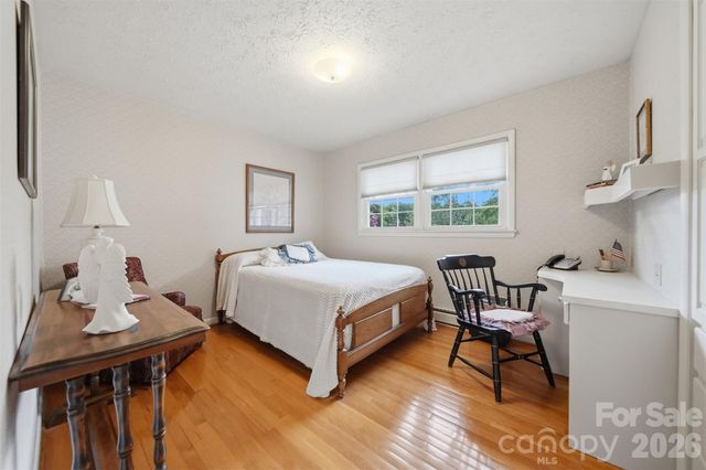 1599 Oakmont Drive, Lenoir, NC 28645