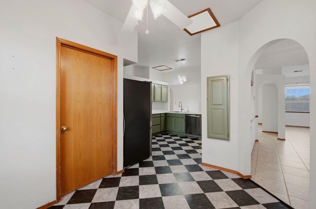 54 Acadia Court SE, Rio Rancho, NM 87124