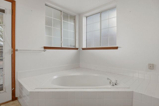54 Acadia Court SE, Rio Rancho, NM 87124
