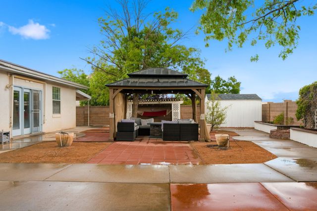 54 Acadia Court SE, Rio Rancho, NM 87124