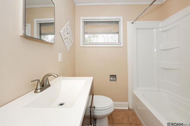 1826 W Catalpa, Baton Rouge, LA 70815