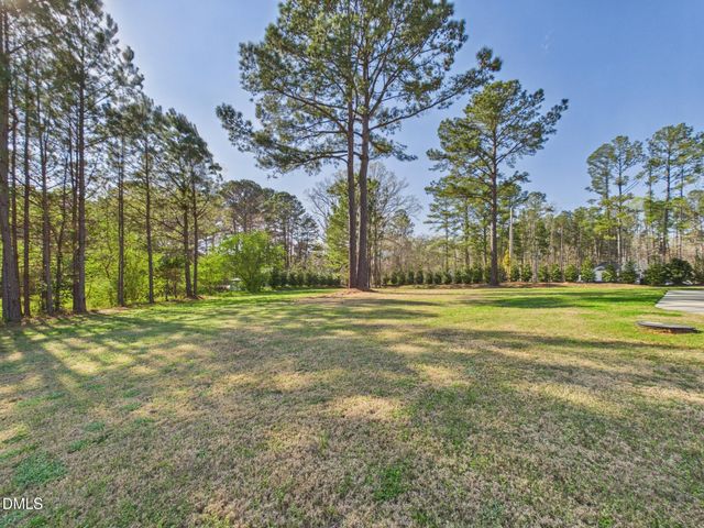 8621 Bishop Pine Lane, Wake Forest, NC 27587