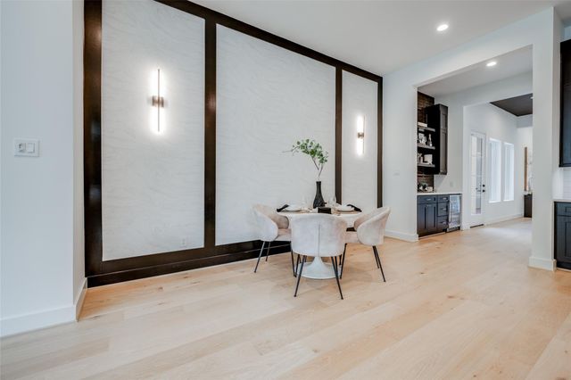 1511 Kipling Street, Houston, TX 77006