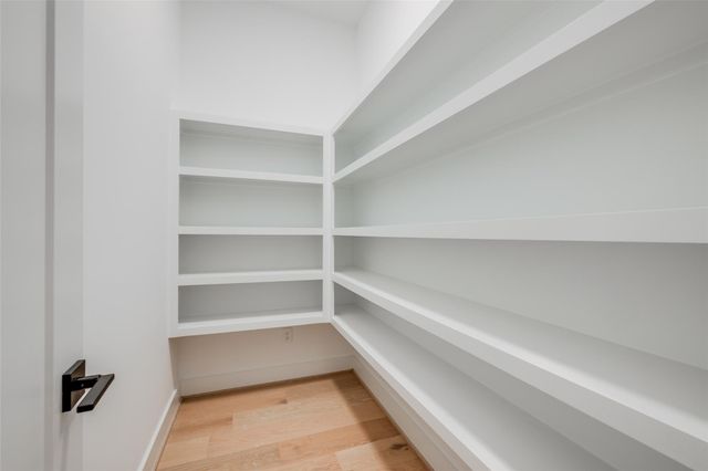 1511 Kipling Street, Houston, TX 77006