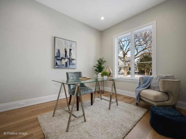1917 Washington Avenue, Wilmette, IL 60091