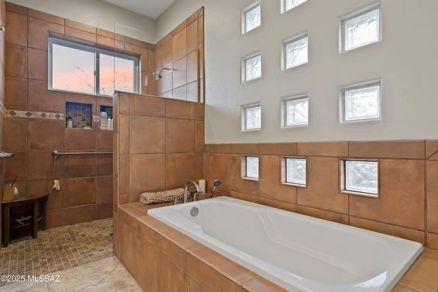 298 Camino Josefina, Rio Rico, AZ 85648