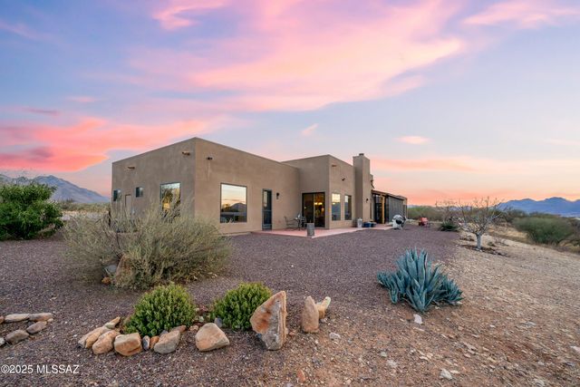 298 Camino Josefina, Rio Rico, AZ 85648