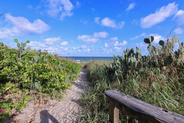 4201 N Ocean Dr 304, Hollywood, FL 33019