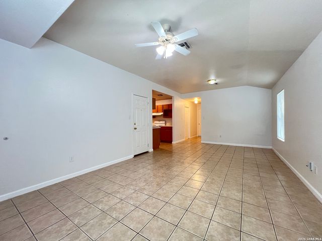 7302 TRAIL XING, San Antonio, TX 78250